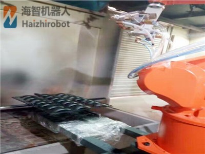 塑膠鼠標噴涂機器人機械手應用案例