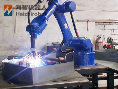 自動化六軸焊接機器人應用